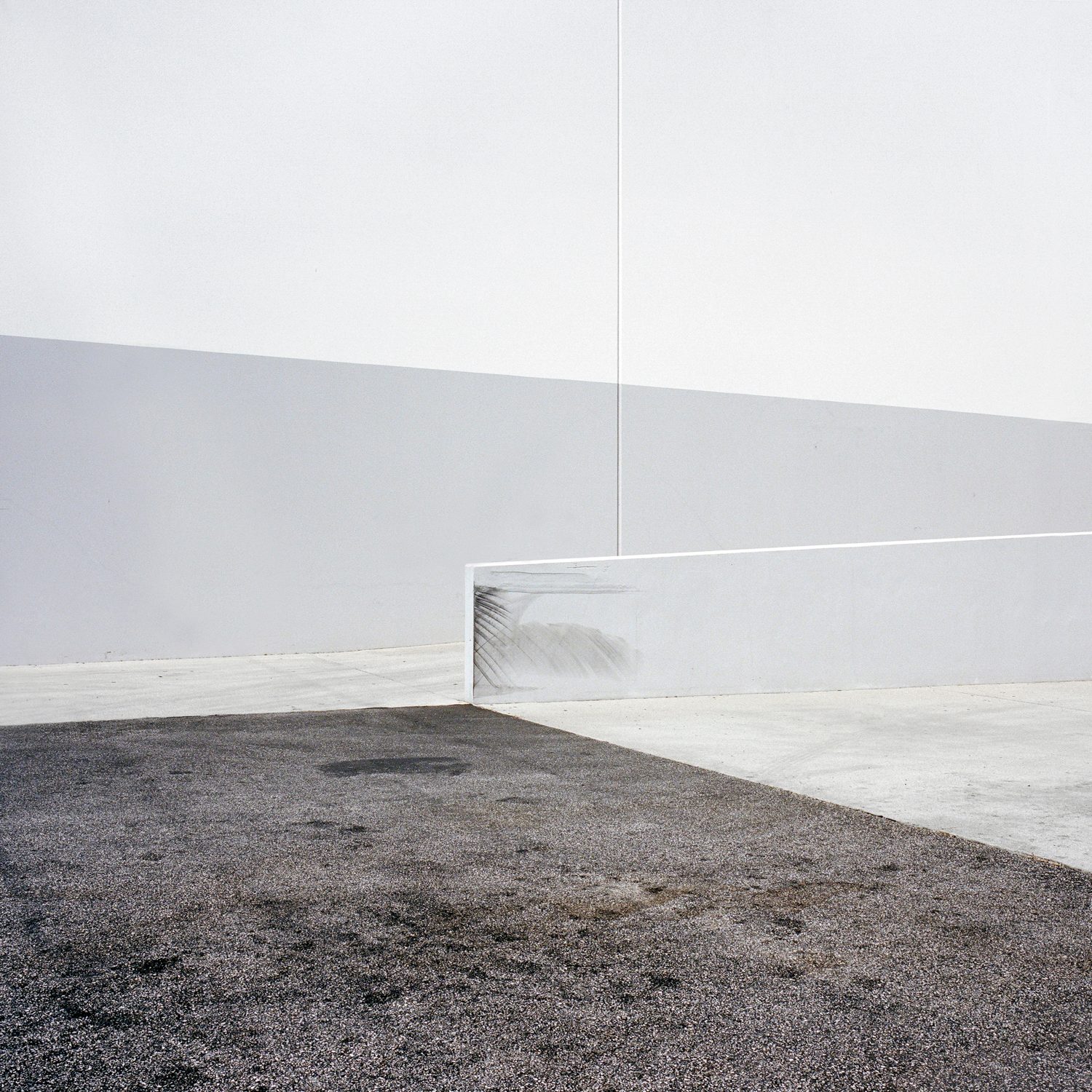 On The Periphery, photograph 4 by Sinziana Velicescu